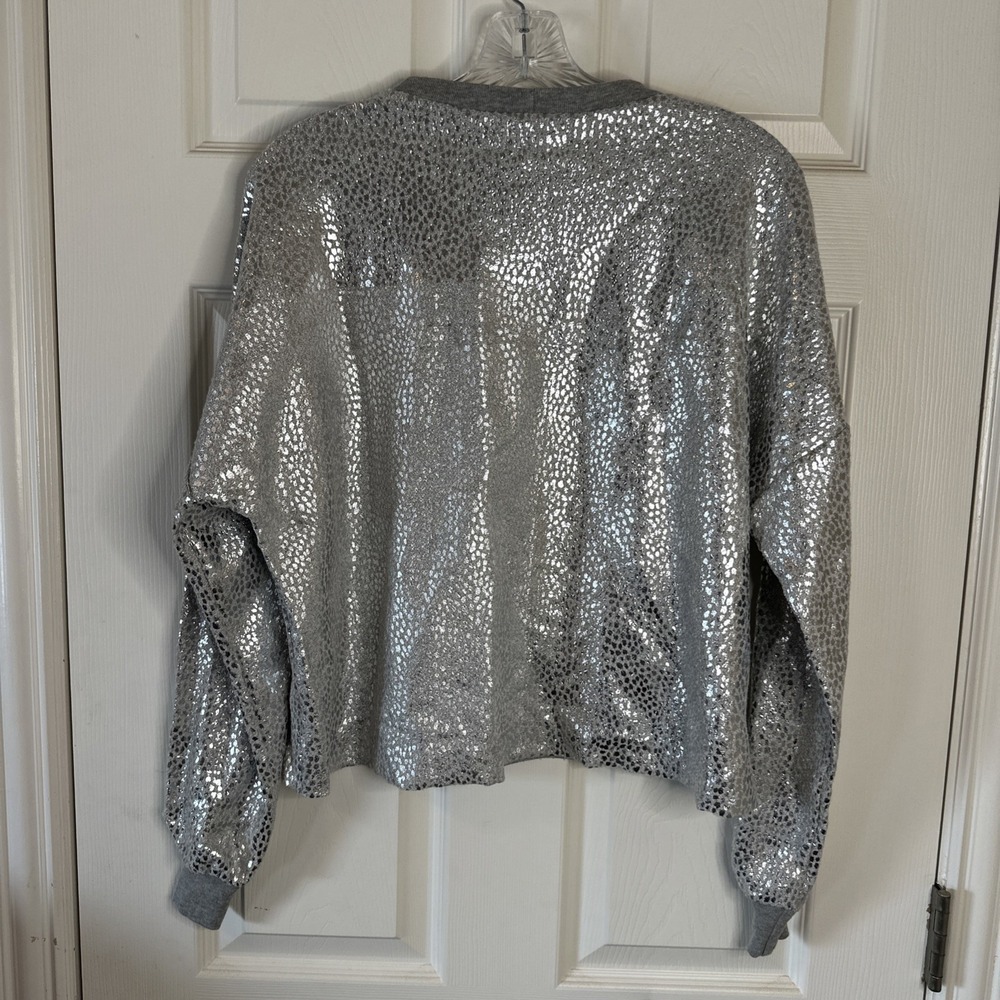 NWOT Michael Lauren Sz Small Silver Metallic Textured Crop‎ Sweatshirt - Picture 2 of 10